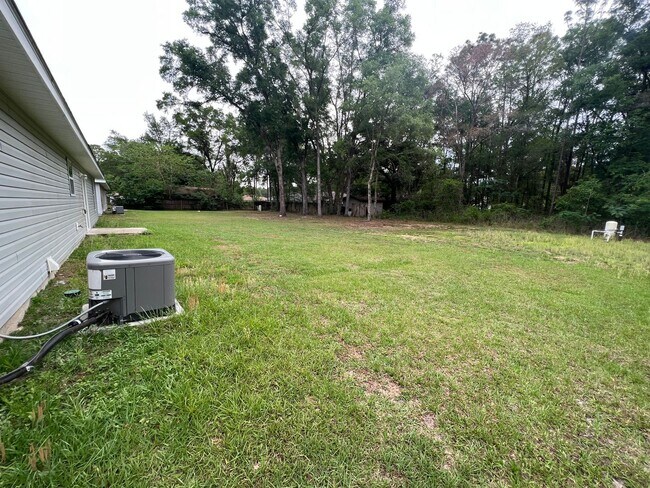 Foto del edificio - Charming, beautiful 3 Bedroom, 2 Bathroom ...