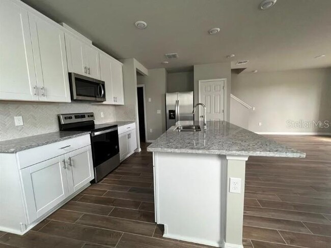Building Photo - 756 Legacy Dr