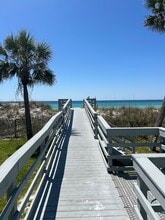 Building Photo - Somerset Oceanside Apartments