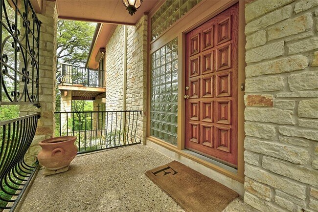 Building Photo - 5410 Mountain Cedar Cove