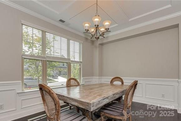 Building Photo - 15130 Oleander Dr