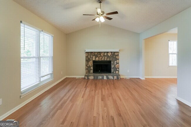 Foto del edificio - 1884 David Dr