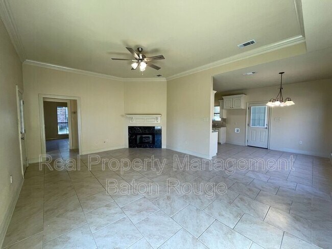 Foto del edificio - 12781 Landon Dr