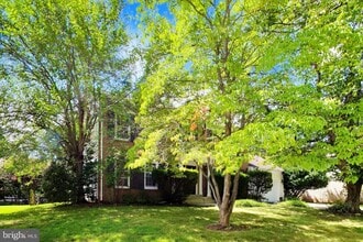 Building Photo - 991 Farm Haven Dr