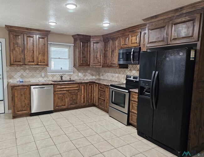 Foto del edificio - 1301 N Oak St