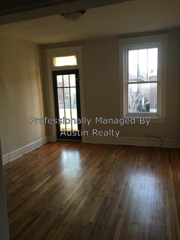 Building Photo - 4205 Botanical Ave