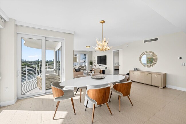 Foto del edificio - 612 Bayshore Dr