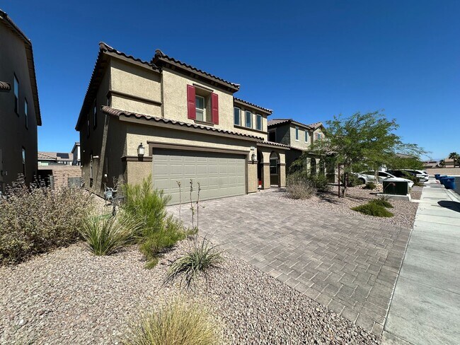 Building Photo - Cassia Patrick & Cimarron