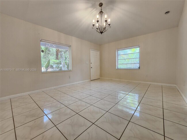 Foto del edificio - 8335 NE 3rd Ave