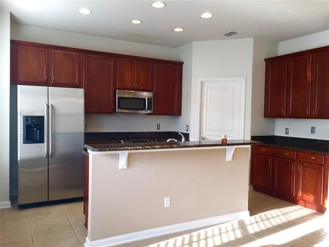 Building Photo - 7708 Fordson Ln