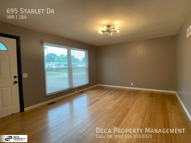 Building Photo - 3 Bedroom House