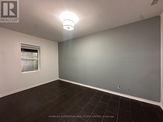 Building Photo - 38 Kensington Pl