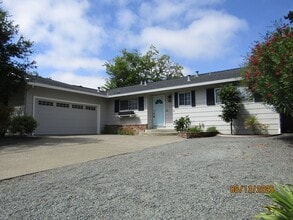 Building Photo - 1257 St Francis Rd