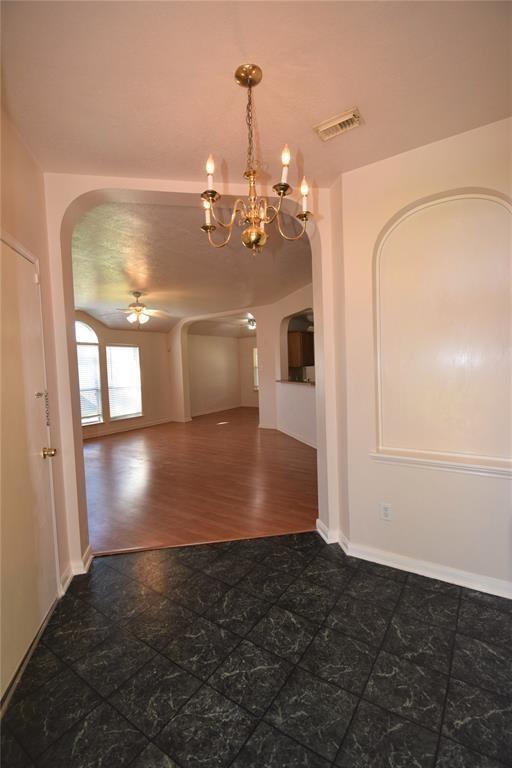 Foto del edificio - 15618 Lost Maples Dr