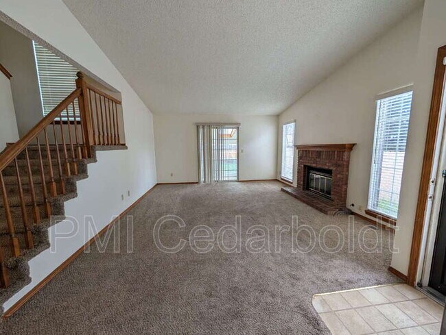 Building Photo - 8725 Boxelder Dr