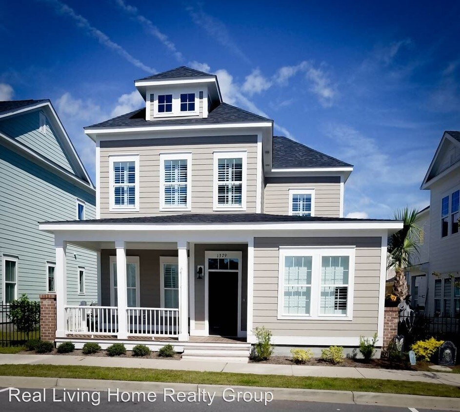 Foto principal - 3 br, 2.5 bath House - 1379 Peterson St.