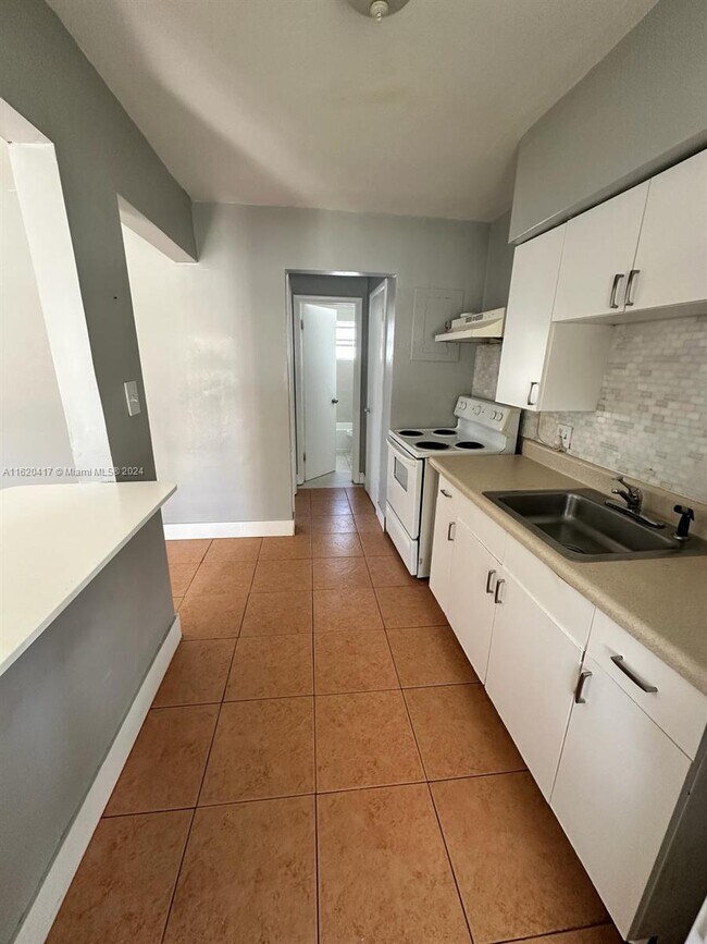 Foto del edificio - 756 NW 5th St