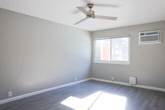Building Photo - University Square Apartments