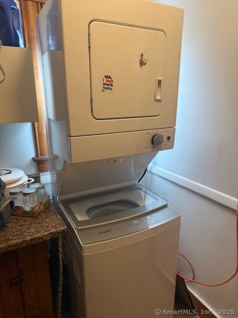 Building Photo - 18 Walnut St