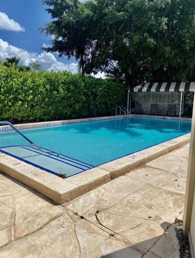 Building Photo - 4501 Fountains Dr