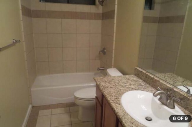Foto del edificio - 300 Glenwood Cir