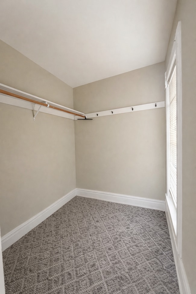 Building Photo - 119 S 3rd St