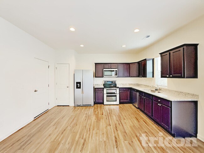 Building Photo - 165 Ogden Pond Pl