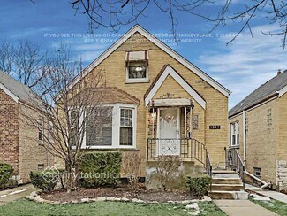 Building Photo - 5049 N Newcastle Ave