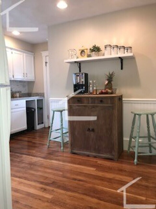 Foto del edificio - Avl NOW/July/Aug - Very nice 3BR w/drivewa...
