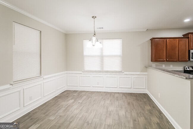 Foto del edificio - 4970 Summersun Dr