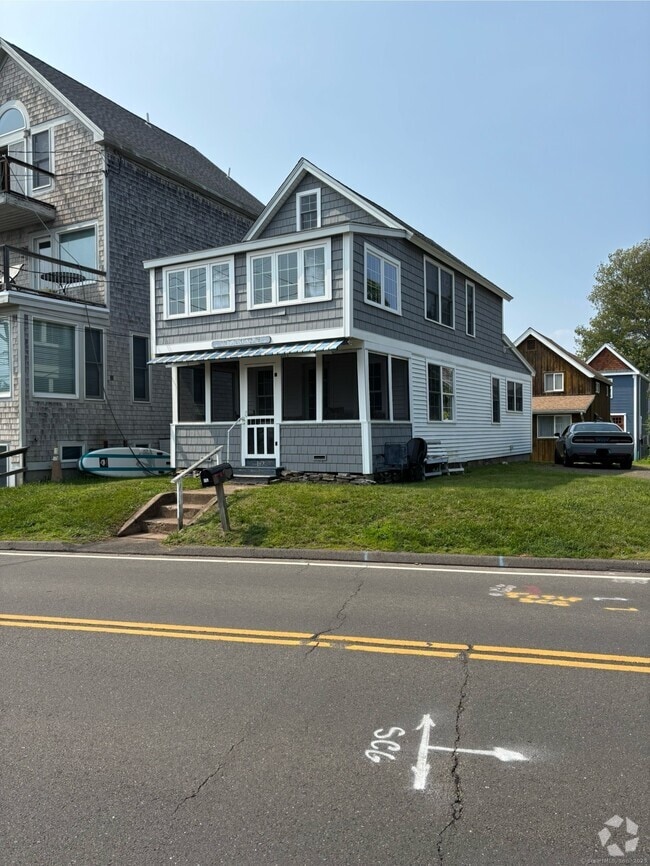 Building Photo - 112 Limewood Ave