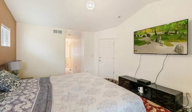 Building Photo - 6347 Utica Ct