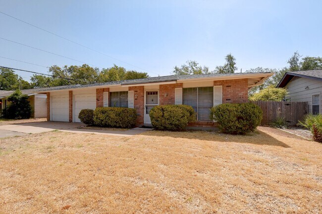 Building Photo - 7009 Deborah Dr