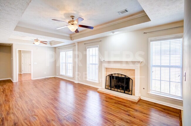 Building Photo - 1336 Cameron Ct