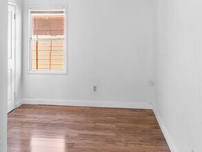 Building Photo - 698 Brockhurst St
