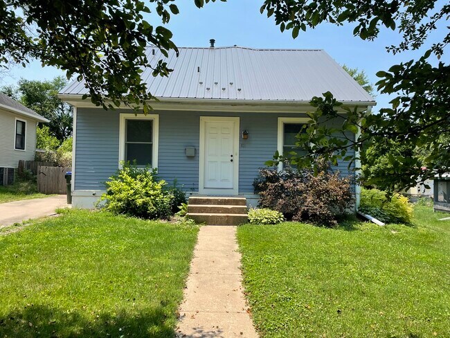 Foto del edificio - 821 3rd Ave