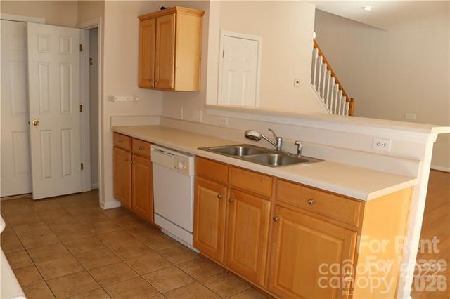 Building Photo - 8115 Kincaid Ct