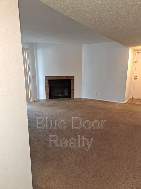 Building Photo - 3841 Montgomery Blvd NE
