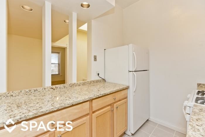 Primary Photo - 3 bedroom in Chicago IL 60614