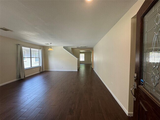 Foto del edificio - 239 Remington Heights Dr