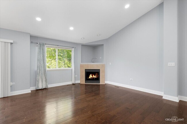 Foto del edificio - 3167 Saganashkee Ln