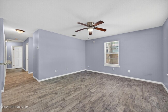 Foto del edificio - 3212 Gilmore St