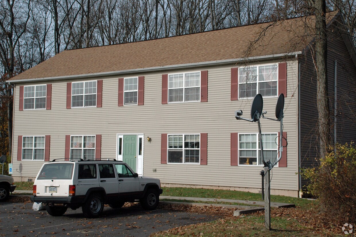 Foto principal - 101 Oak Grove Rd