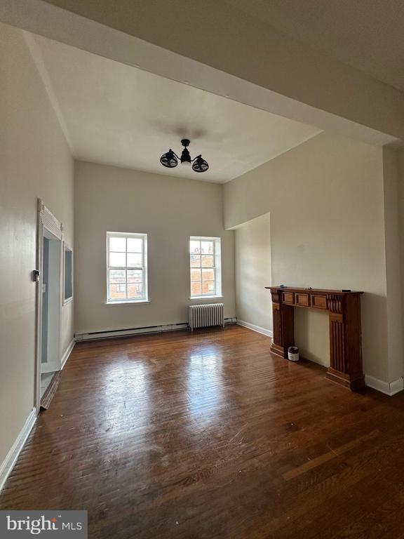 Foto principal - 804 Cathedral St