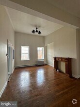 Building Photo - 804 Cathedral St