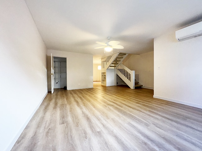 Building Photo - Pet Friendly Hawaii Kai Townhouse with A/C