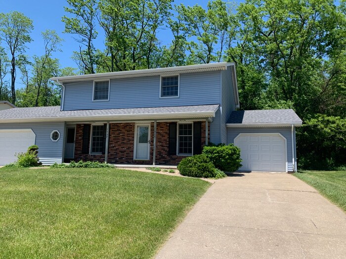 Primary Photo - Duplex in North Peoria; Richwoods Schools
