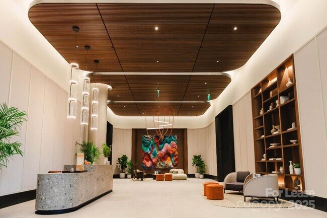 Foto del edificio - 2161 Hawkins St