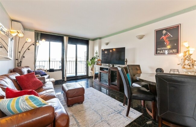 Building Photo - Blvdyk