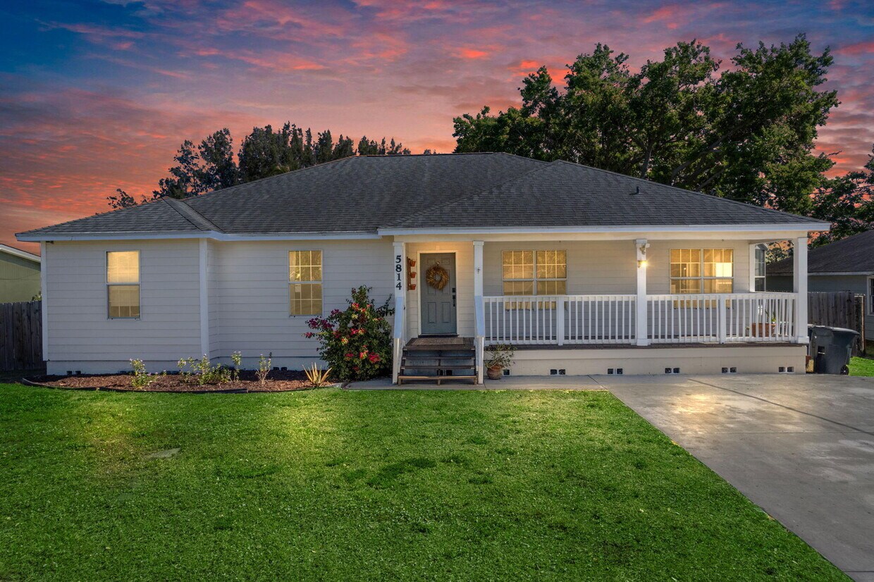 Foto principal - 5814 Killarney Ave